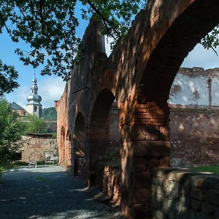 Zamek Sarny - Schloss Scharfeneck Kłodzko Buitenkant foto